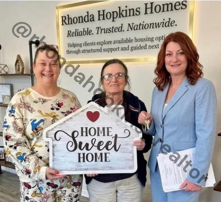 rhondahopkins_realtor.jpg Property of rhondahopkins_realtor. Unauthorized use is identity theft.